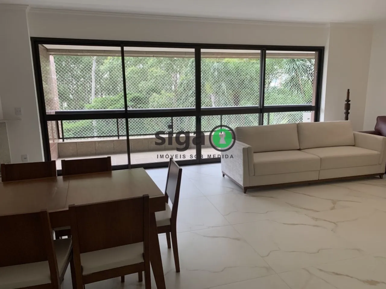 Imagem VENDE na Vila Suzana (Região do Morumbi) Apartamento com 4 suítes , 4 Vagas + Depósito