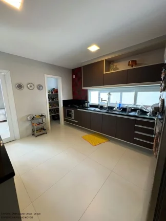 Imagem Casa de luxo em condomínio no coração de Camaçari-BA: 4 quartos, 4 suítes, 3 salas, 1 banheiro, 4 vagas de garagem, 306m² de área.