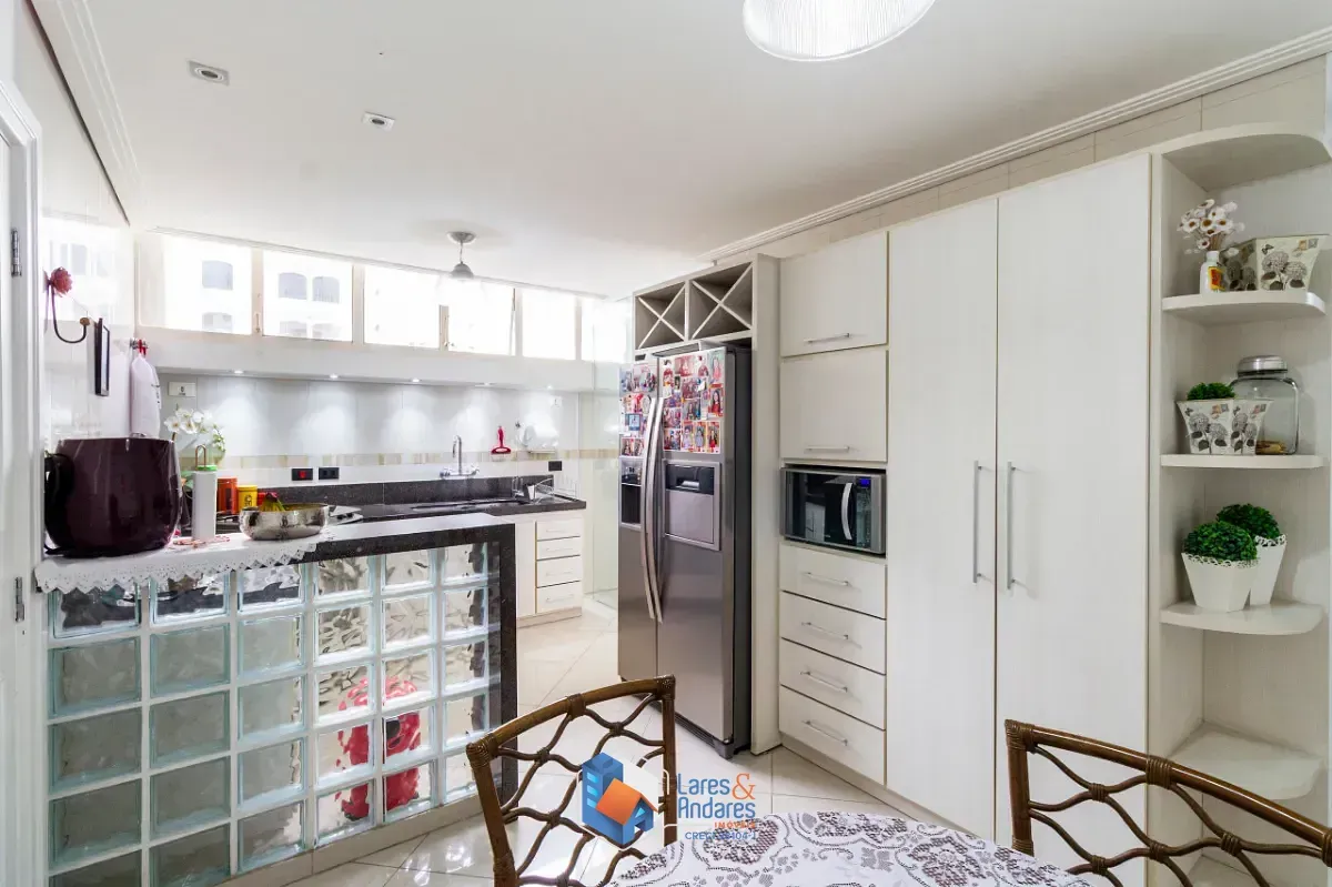 Imagem Apartamento para venda em Santa Cecília com 3 quartos, sendo 1 suíte, 176m²