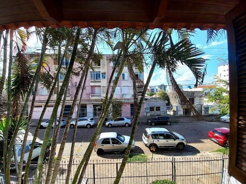 Imagem Casa para Venda - 224m², 3 dormitórios, sendo 1 suites, 3 vagas - Santana