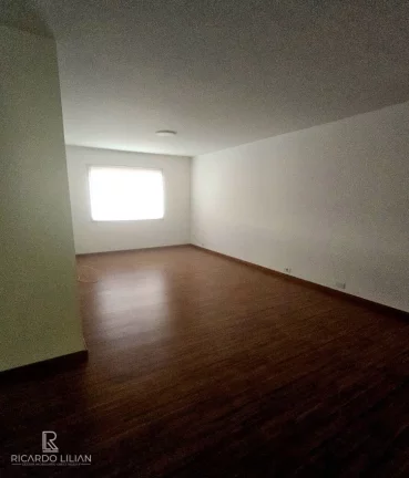 Imagem Apartamento amplo no Alto da Boa vista a 200 metros do metro com 2 dormitorios