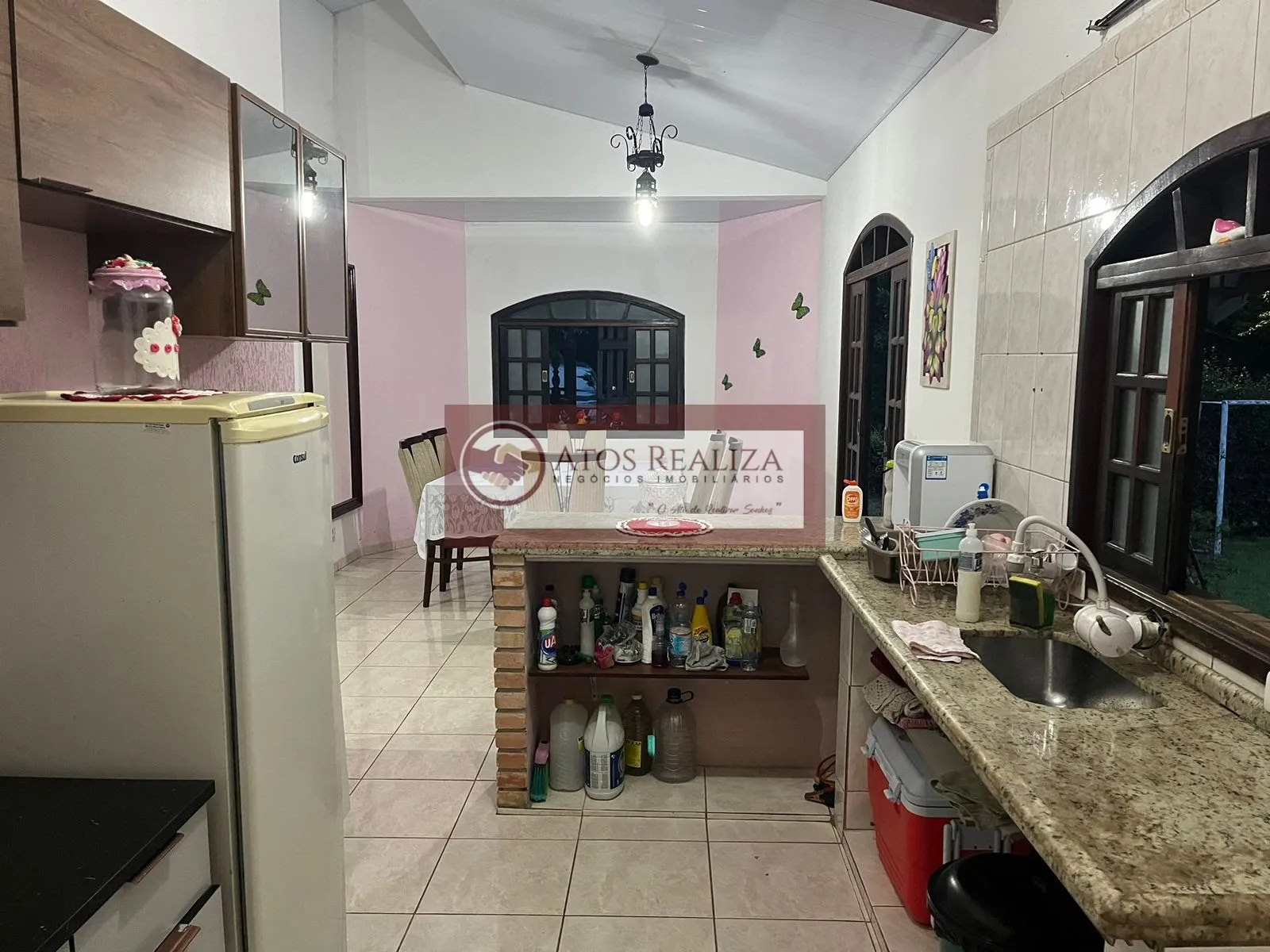 Imagem Casa de 180m² em Jardim das Palmeiras - São Paulo, com 2 dormitórios e 1 suíte por R$ 575.000 para venda e locação