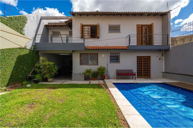 Imagem Casa para venda no bairro Jardim Lindóia em Porto Alegre