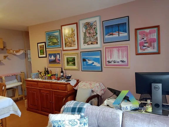 Foto do imóvel APARTAMENTO À VENDA COM 3 DORMITÓRIOS E 2 BANHEIROS NA VILA DAS MERCÊS