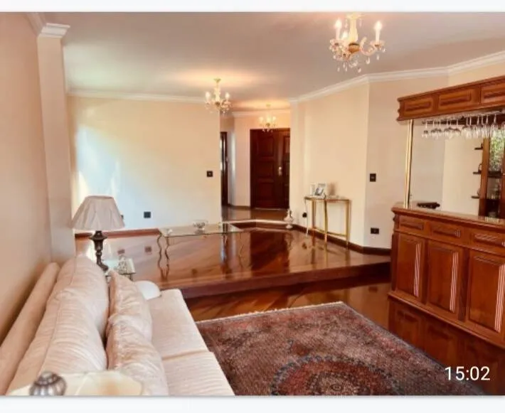 Imagem Sobrado p/ Venda ou Locação, 500m² Localizado no Residencial Alphaville II - Barueri - SP!