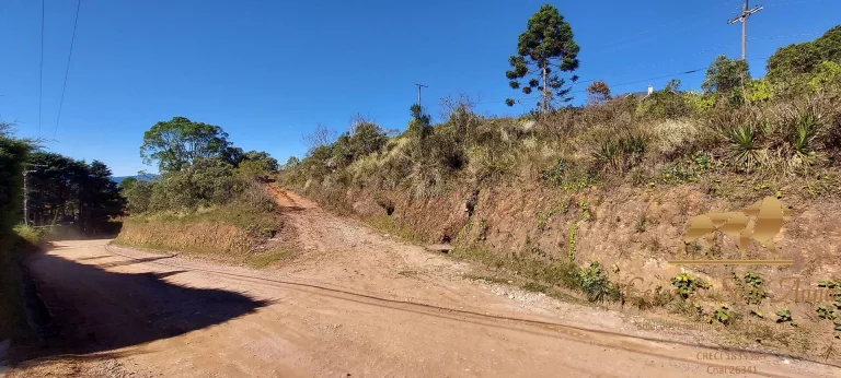Imagem Belíssimo lote com 8.940m² no Condomínio Pedra do Fogo -Campos do Jordão/SP