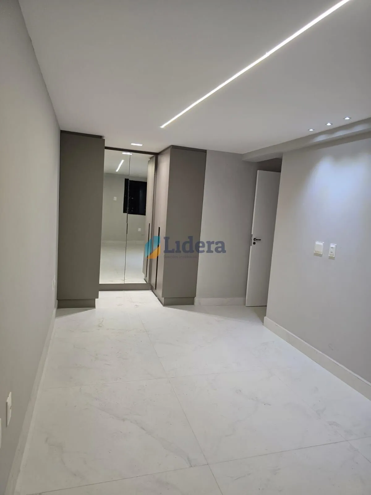 Imagem Apto Alto Padrão - 80m² - 3 quartos - 1 suite - Móveis projetados - em Manaíra, João Pessoa/PB