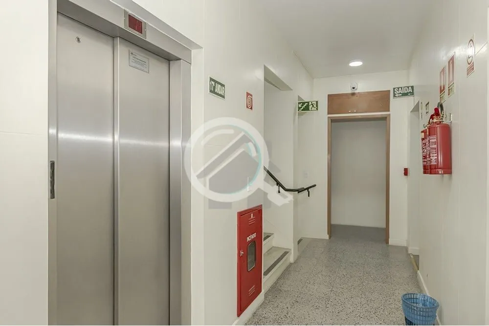 Imagem Disponível para venda uma excelente sala comercial localizada na Rua dos Andradas, no coração do ...