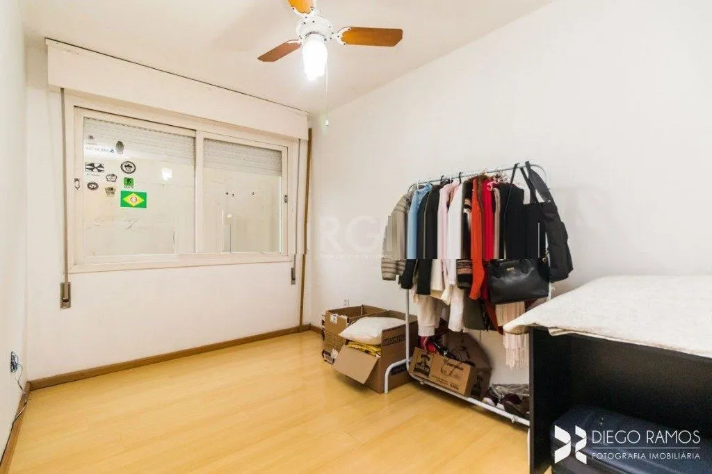Imagem Apartamento para Venda - 79m², 2 dormitórios, 1 vaga - Partenon
