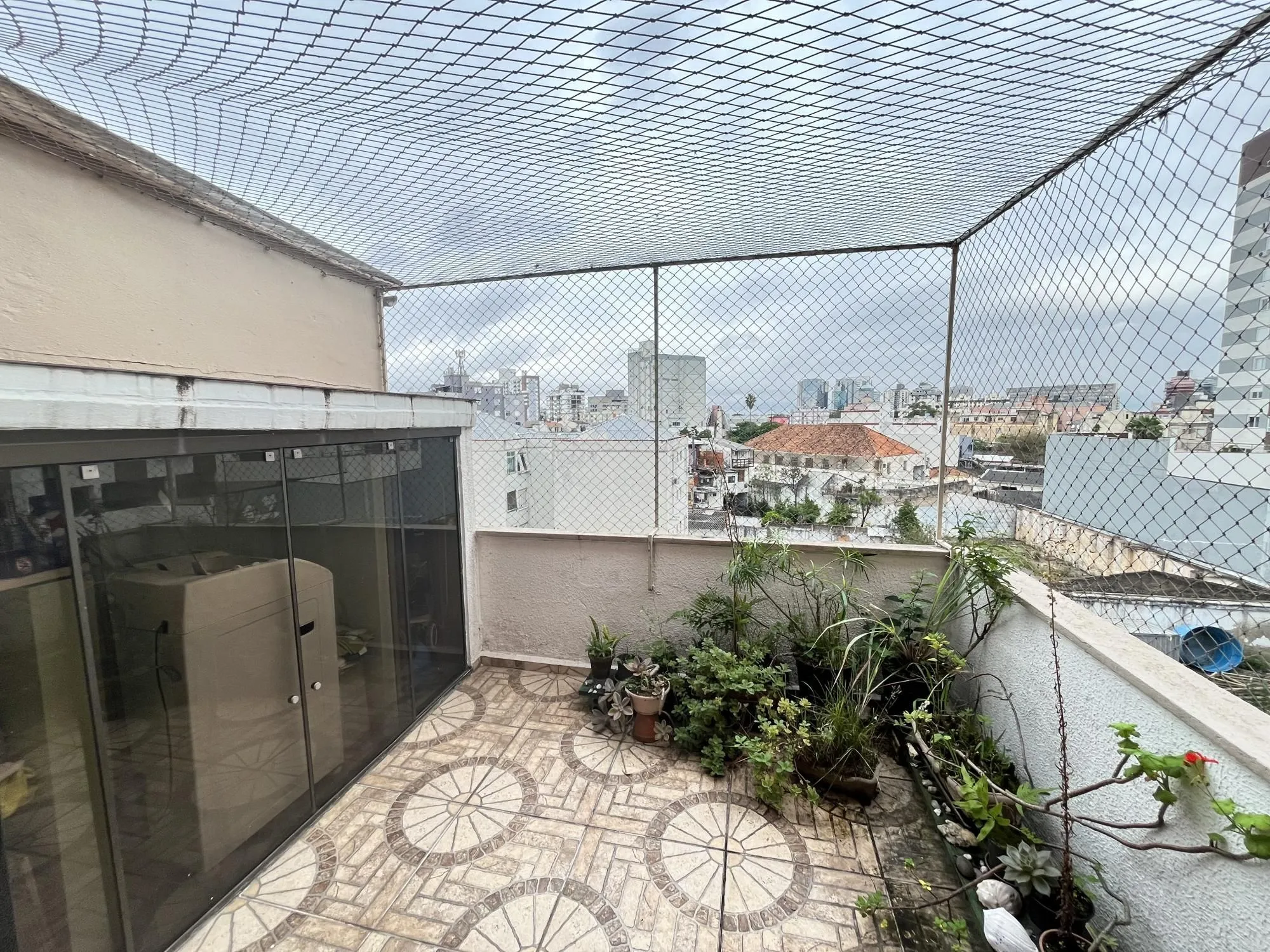 Imagem Apartamento garden de 1 dormitório transformado 2 quartos no bairro Cidade Baixa