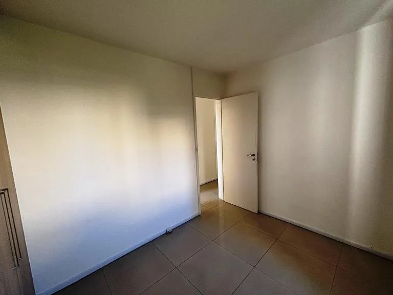 Imagem VENDO ELEGANTE APARTAMENTO NO BAIRRO CIDADE ADEMAR!
