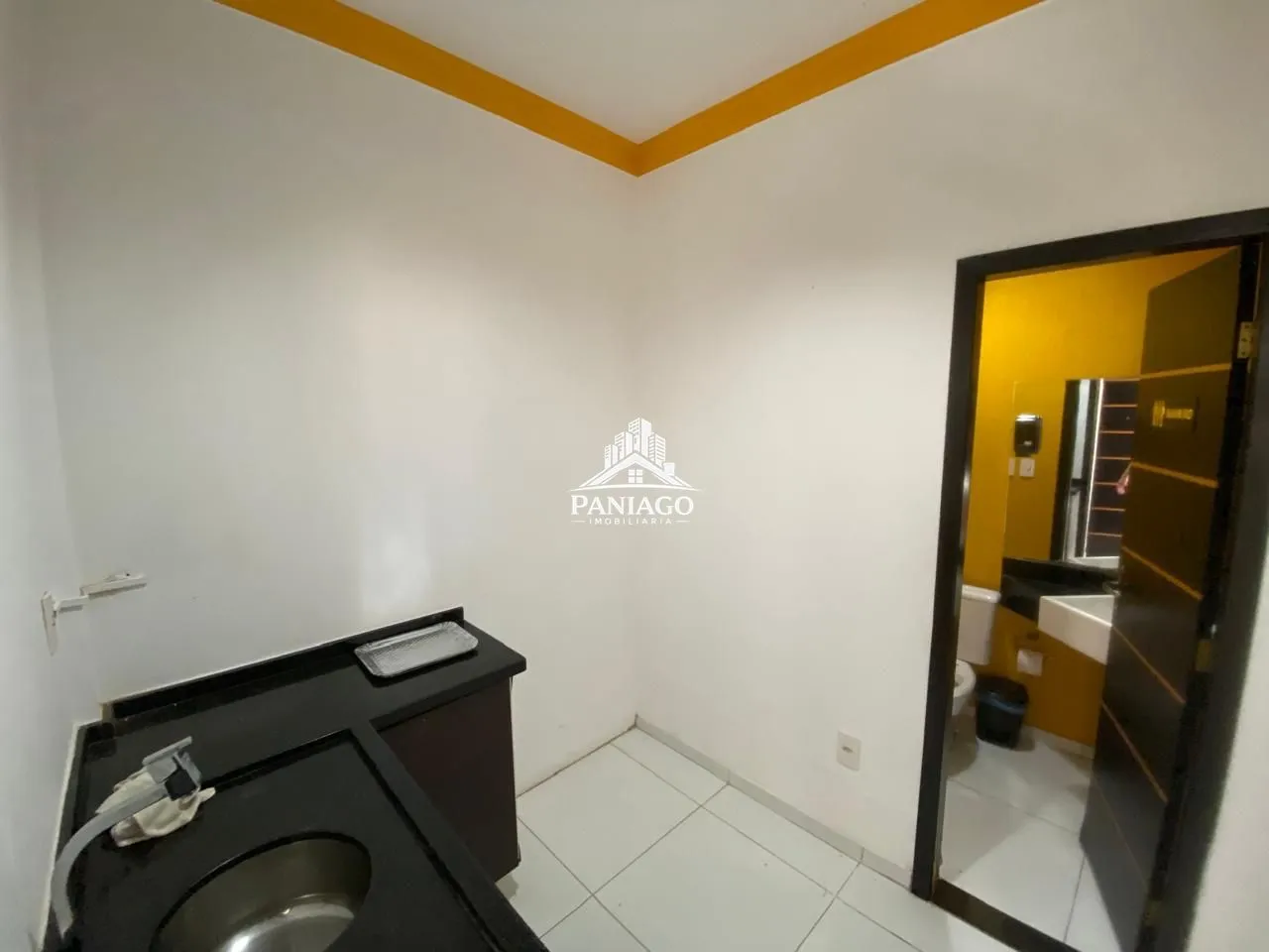 Imagem Locação salão Comercial com Mezanino Semi-Mobiliado - Grande Terceiro, Cuiabá/MT