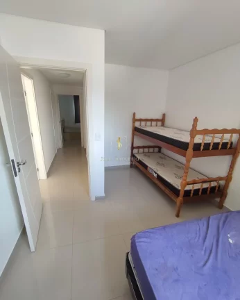 Imagem Sobrado para Venda 150 metros do mar em Guaratuba(Coroados), ótimo preço!!!!