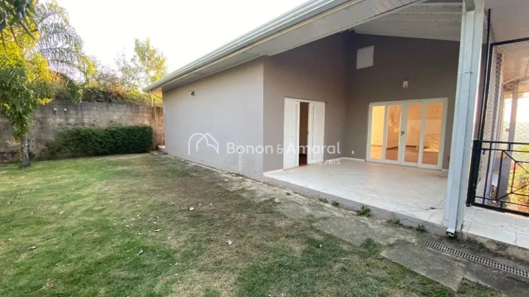 Imagem Imóvel amplo e elegante, com quatro quartos, sendo três deles suítes, além de quatro banheiros n...