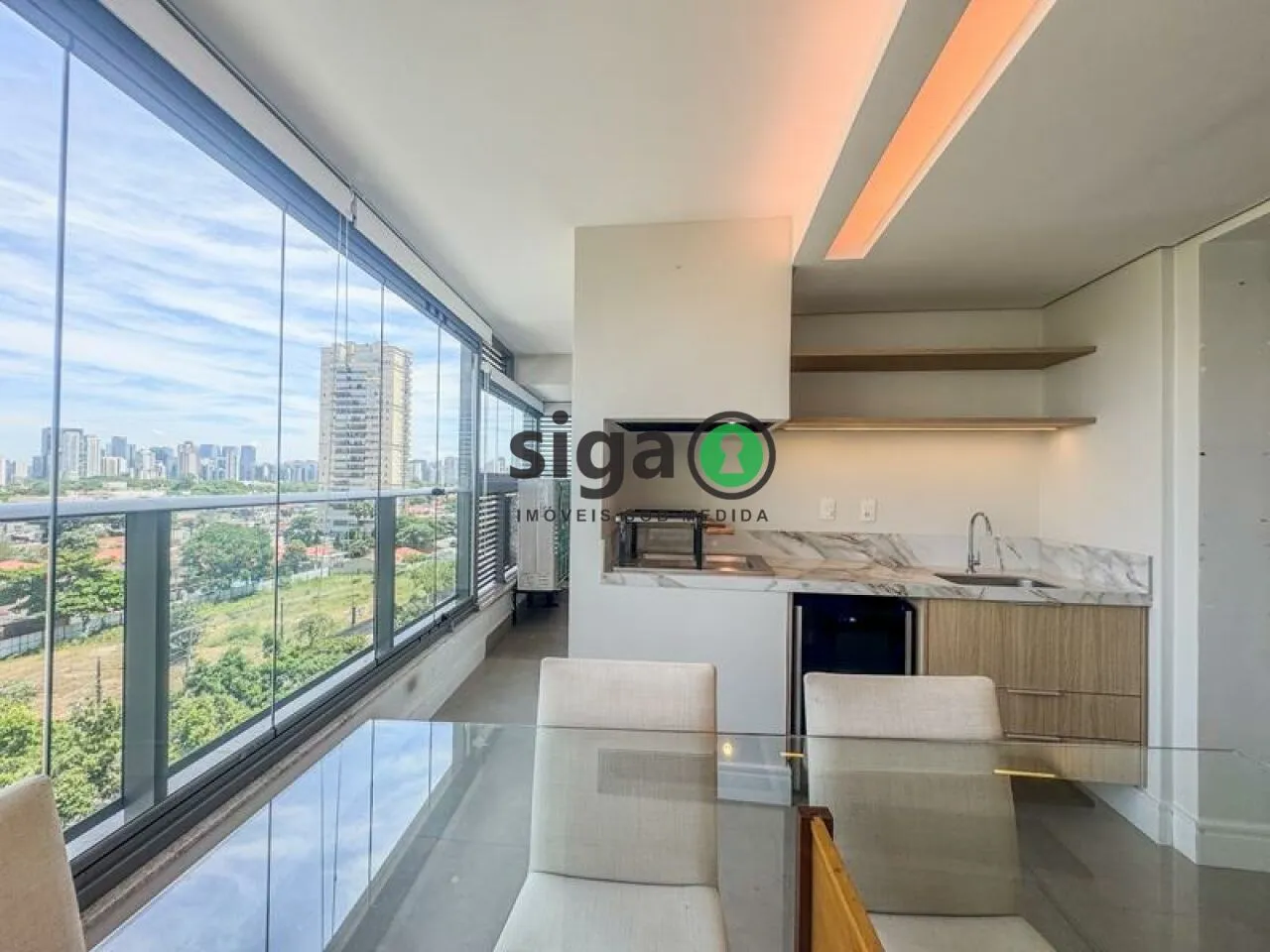 Imagem Apartamento Alto Padrão Reformado À Venda | 131 m² | 2 Suítes (Planta Flexível p/ 3 Dorm.)