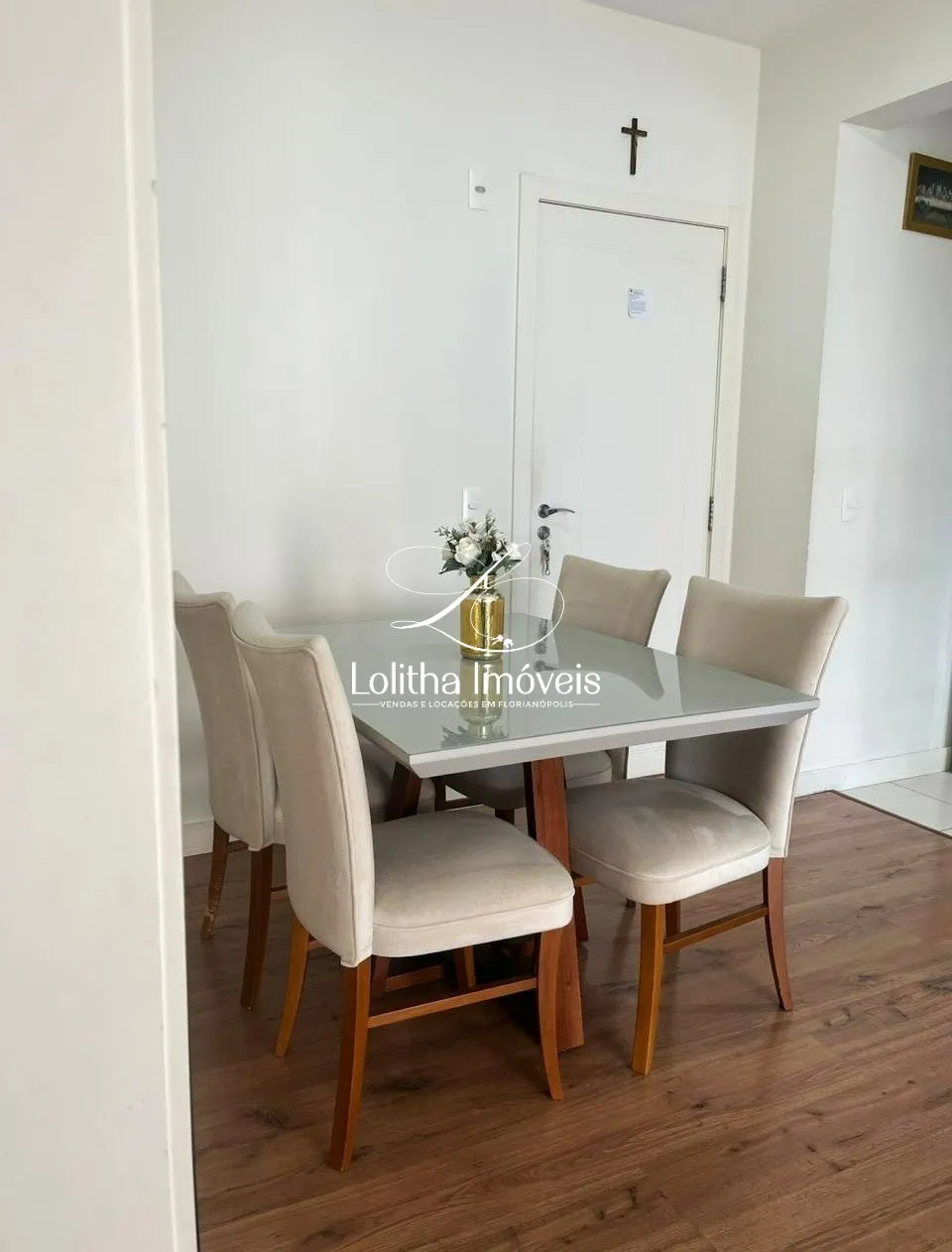 Imagem APARTAMENTO À VENDA COM 2 QUARTOS E 1 VAGA DE GARAGEM NO ITACORUBI - FLORIANÓPOLIS/SC