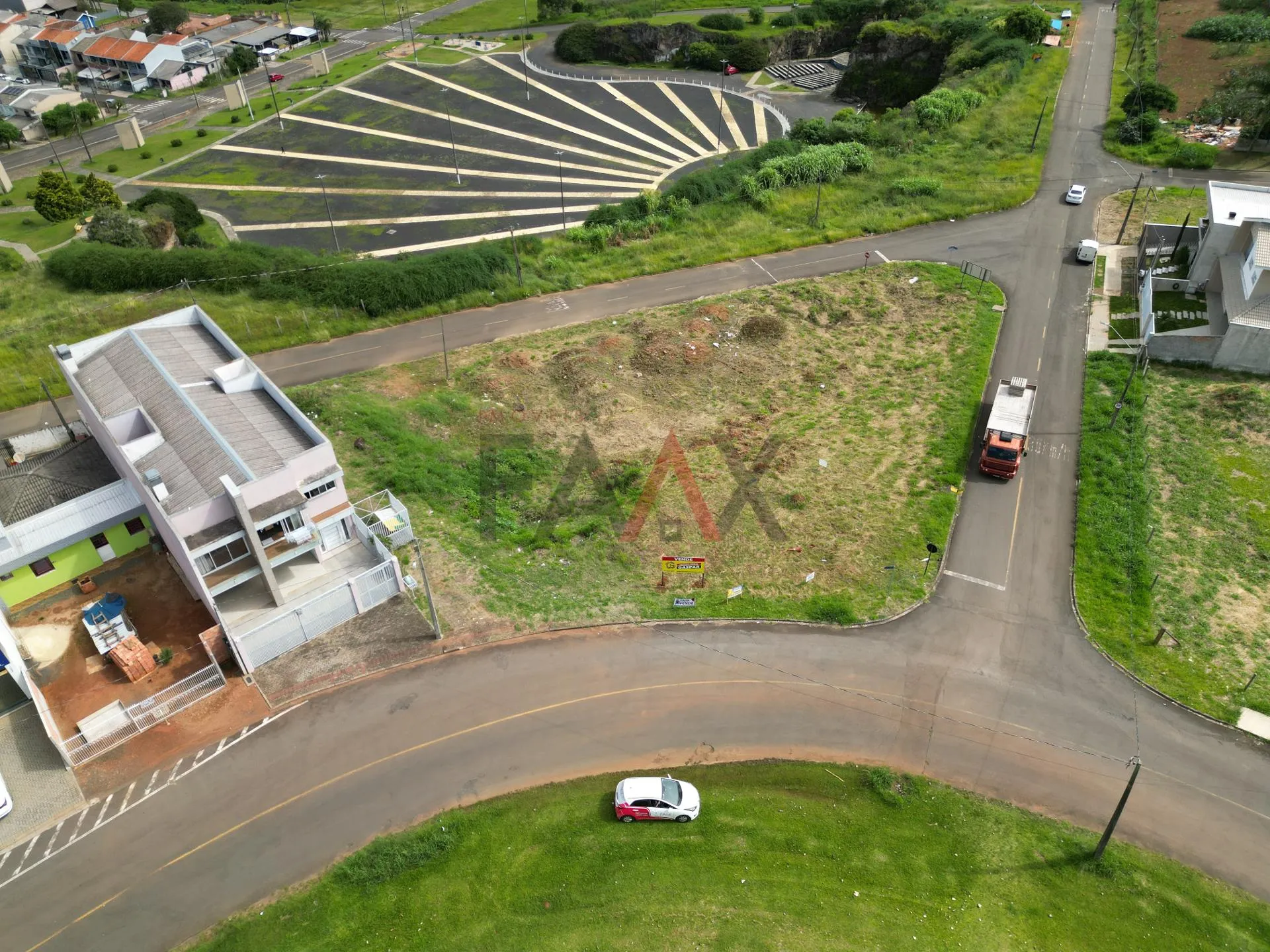 Imagem Terreno à Venda em Guarapuava - 597,82 m ao Lado da Praça da Fé