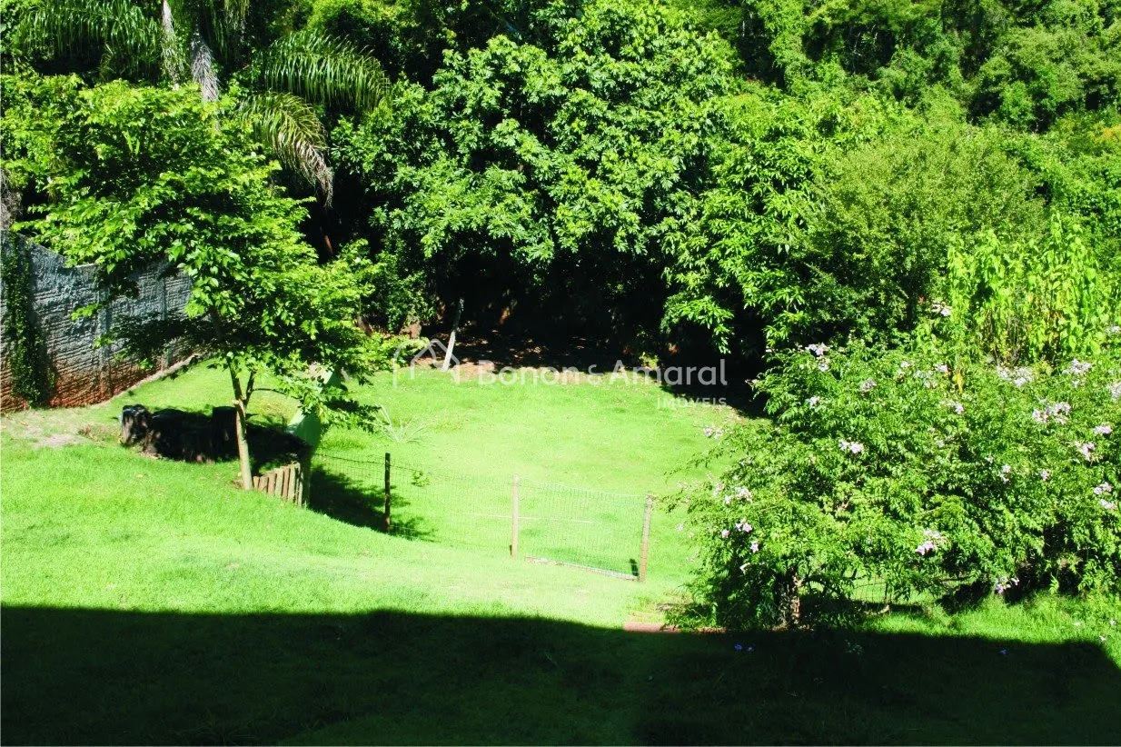 Imagem Casa à venda no Colinas do Ermitage com 306 m²