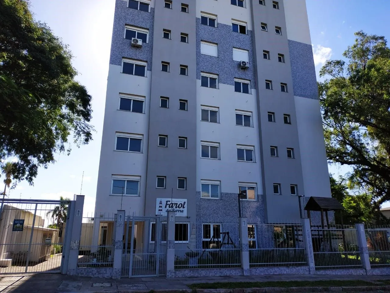 Imagem Apartamento de 2 quartos a venda com vaga dupla no Bairro Santo Antonio