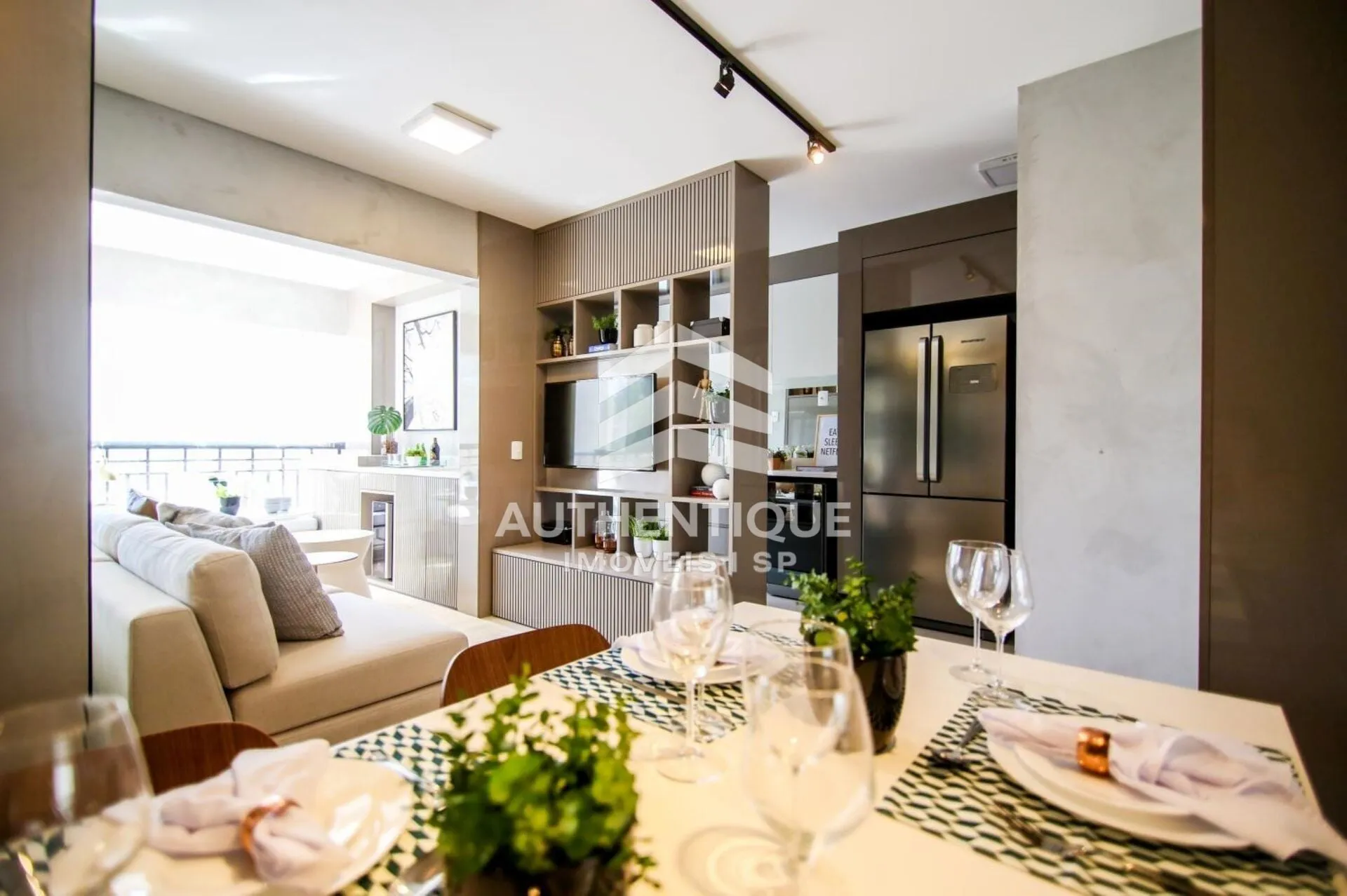 Foto do imóvel EXT PRAÇA MORUMBI. - Apartamento à venda em Rua Francisco José da Silva, 438 - Vila Andrade, São Paulo - SP
