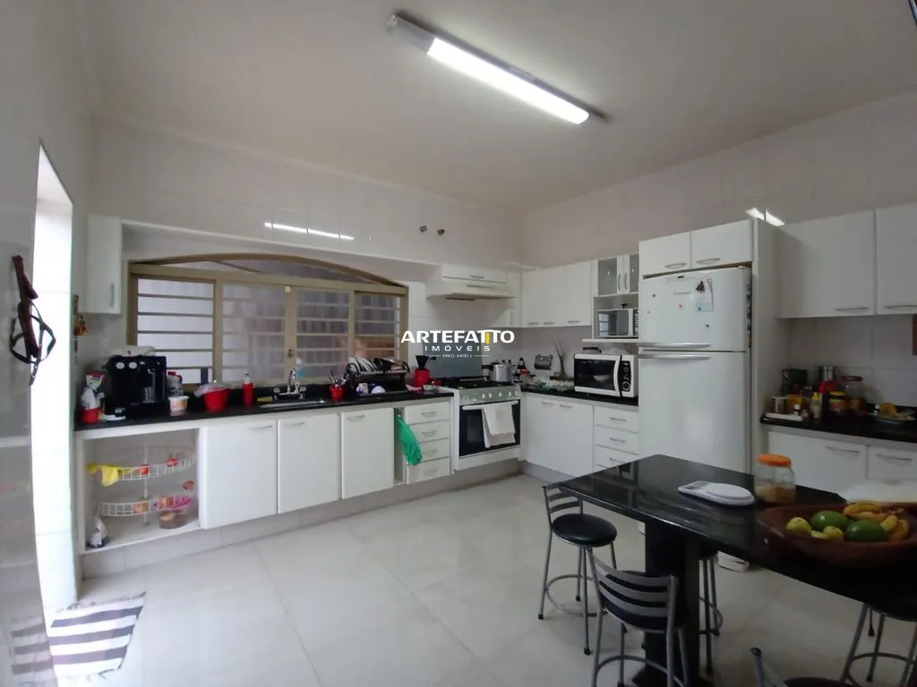 Imagem Sobrado à venda em Franca, Jardim Flórida, com 3 quartos, 380m2