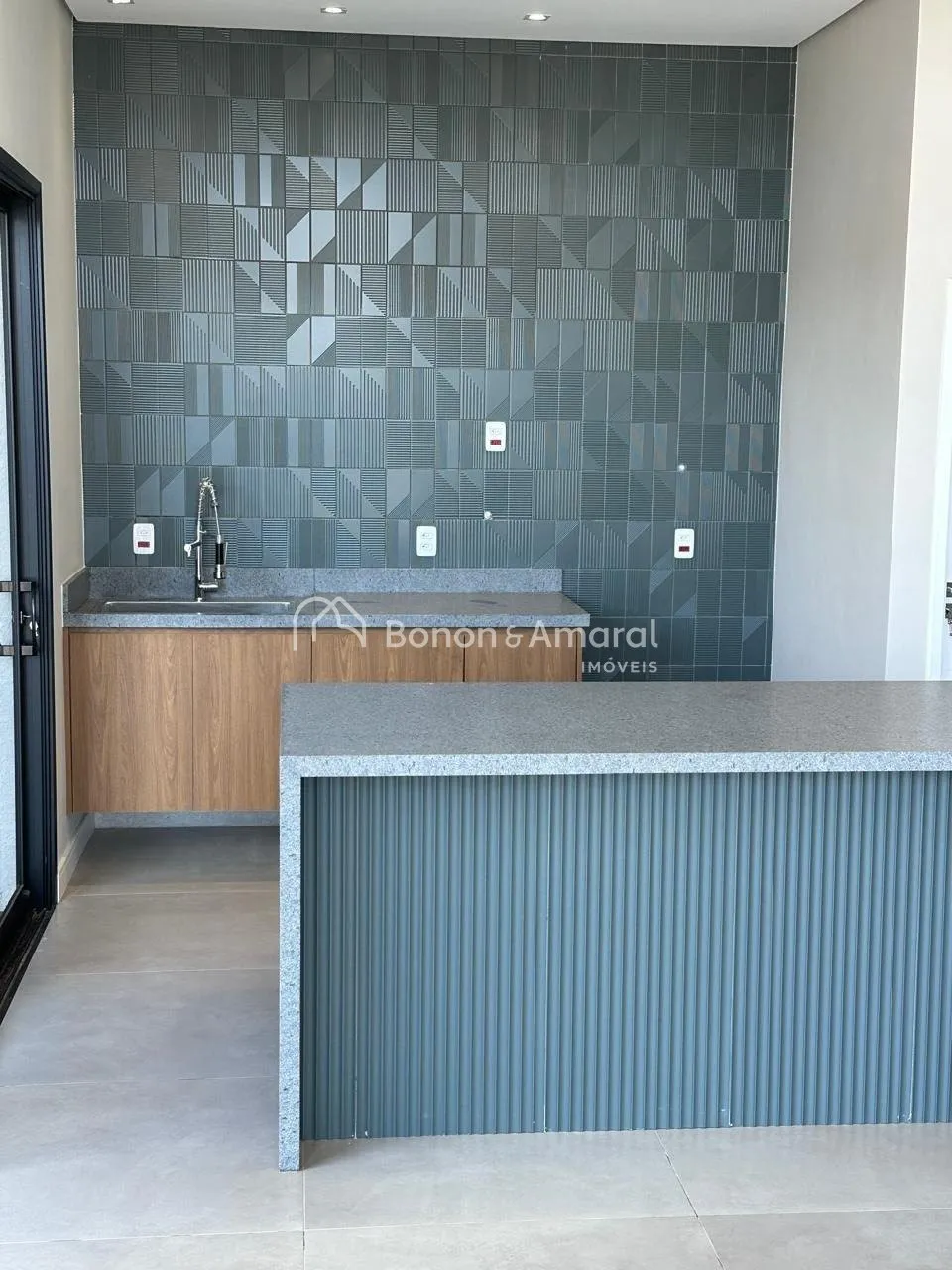 Imagem Casa Térrea no Terras da Estância com acabamento diferenciado - 3 suítes e piscina