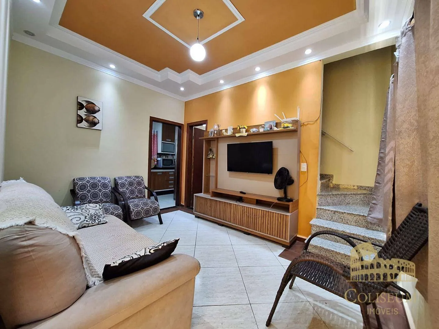 Imagem Casa com 2 dormitórios à venda, 68 m² por R$ 530.000,00 - Vila Assunção - Praia Grande/SP