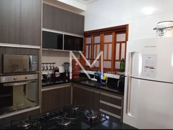 Imagem Casa à Venda 3 Quartos 1 Suíte 132m² - Bairro Minas Gerais