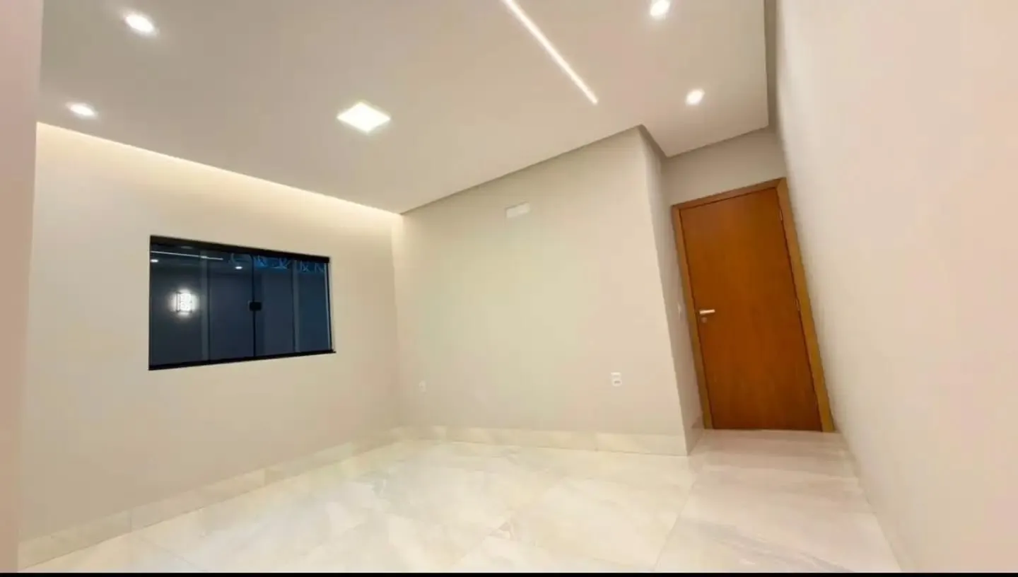 Imagem Casa 3/4 C Suite No Setor Garavelo