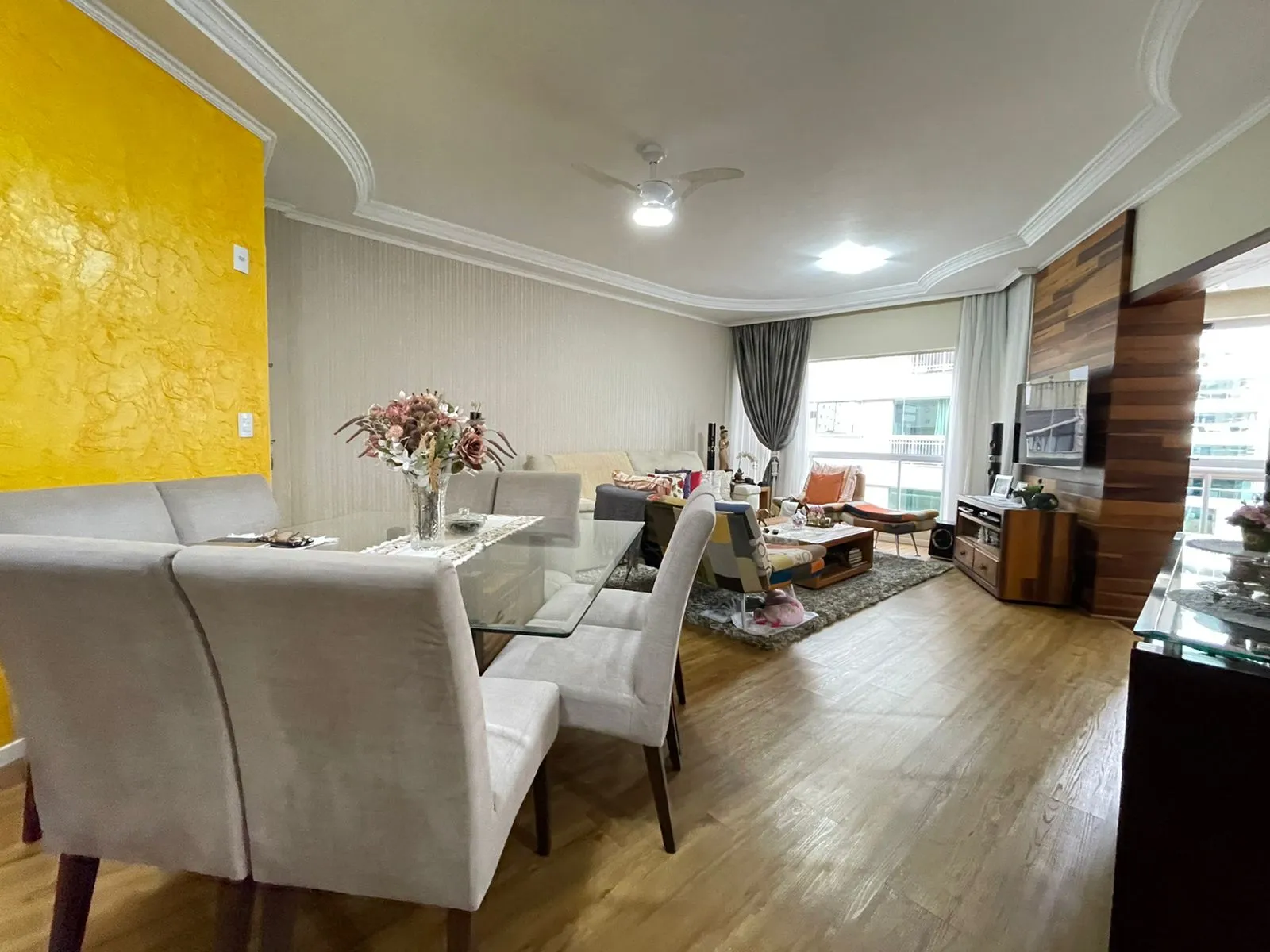 Imagem Apartamento com vista para o mar à venda com 129m2 por R$ 1.490.000,00