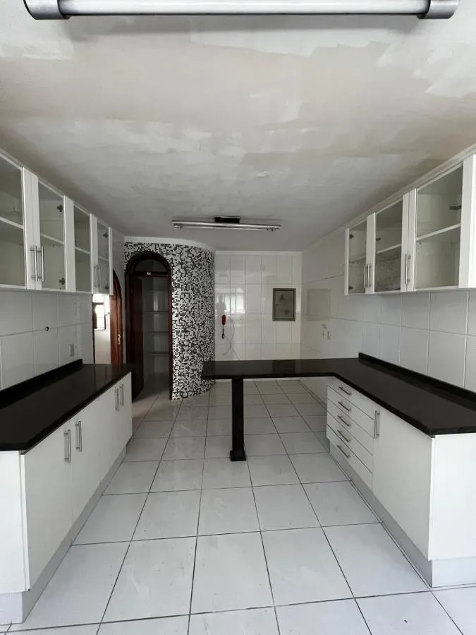 Imagem Casa Luxuosa no Condomínio Village D'Avignon - 620 m² de Terreno e 320 m² de Construção