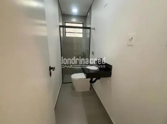 Imagem Apartamento Amplo no Centro de Londrina com 153 m² de Área Útil, 3 Quartos, Suíte e 3 Banheiros em Localização Privilegiada