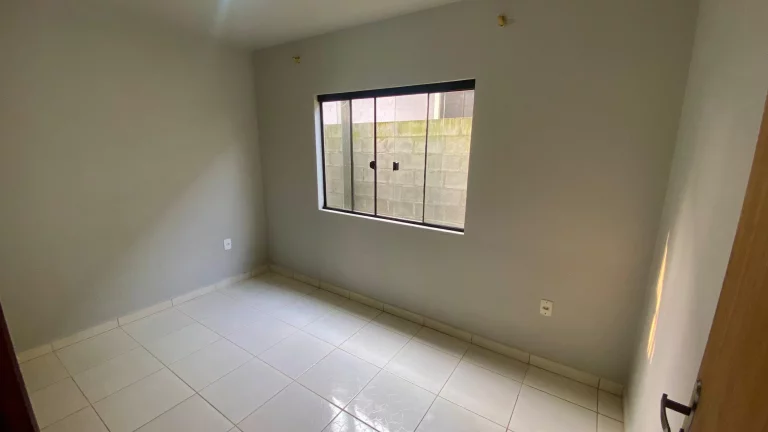 Imagem Casa ampla no bairro Ambrósio em Garopaba-SC, a 5 min do centro e praias. Oportunidade!