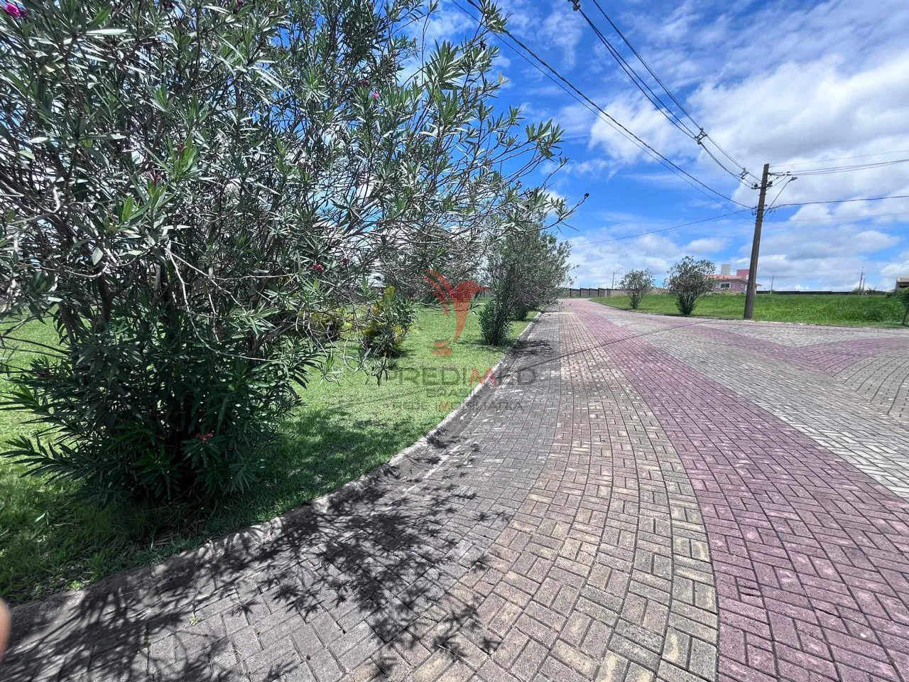 Imagem Terreno a venda em Itu/SP com 1.000 metros, dentro de condominio