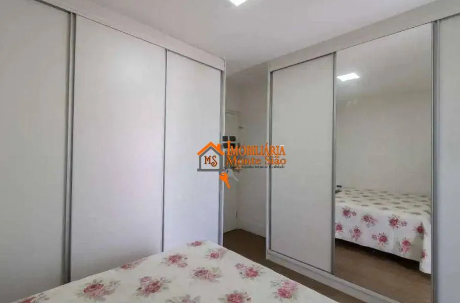 Imagem Sobrado com 3 dormitórios à venda, 195 m² por R$ 1.010.000 - Jardim Vila Galvão - Guarulhos/SP