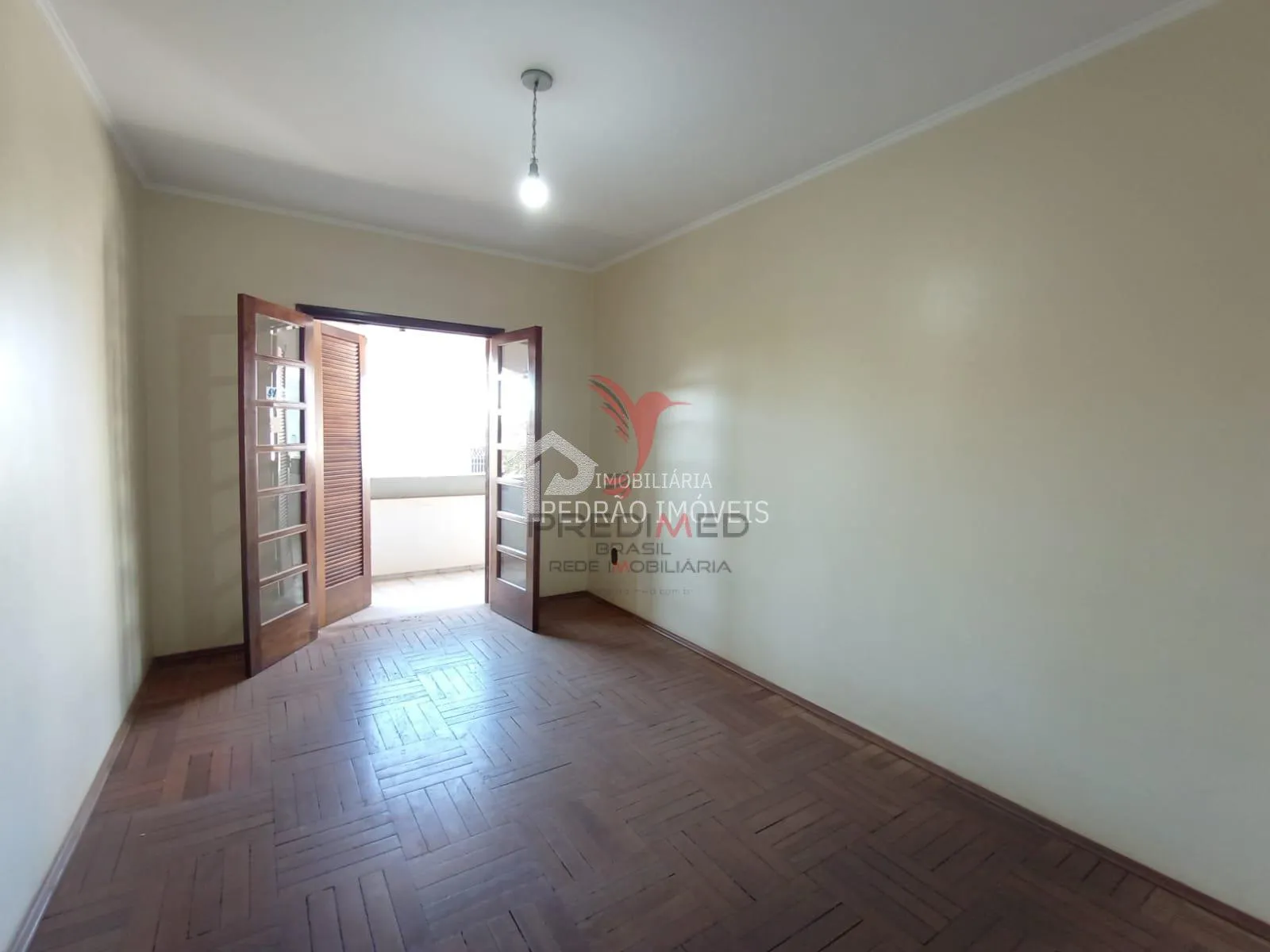 Imagem Casa de 4 quartos, 239m² no bairro Centro, em Lençóis Paulista