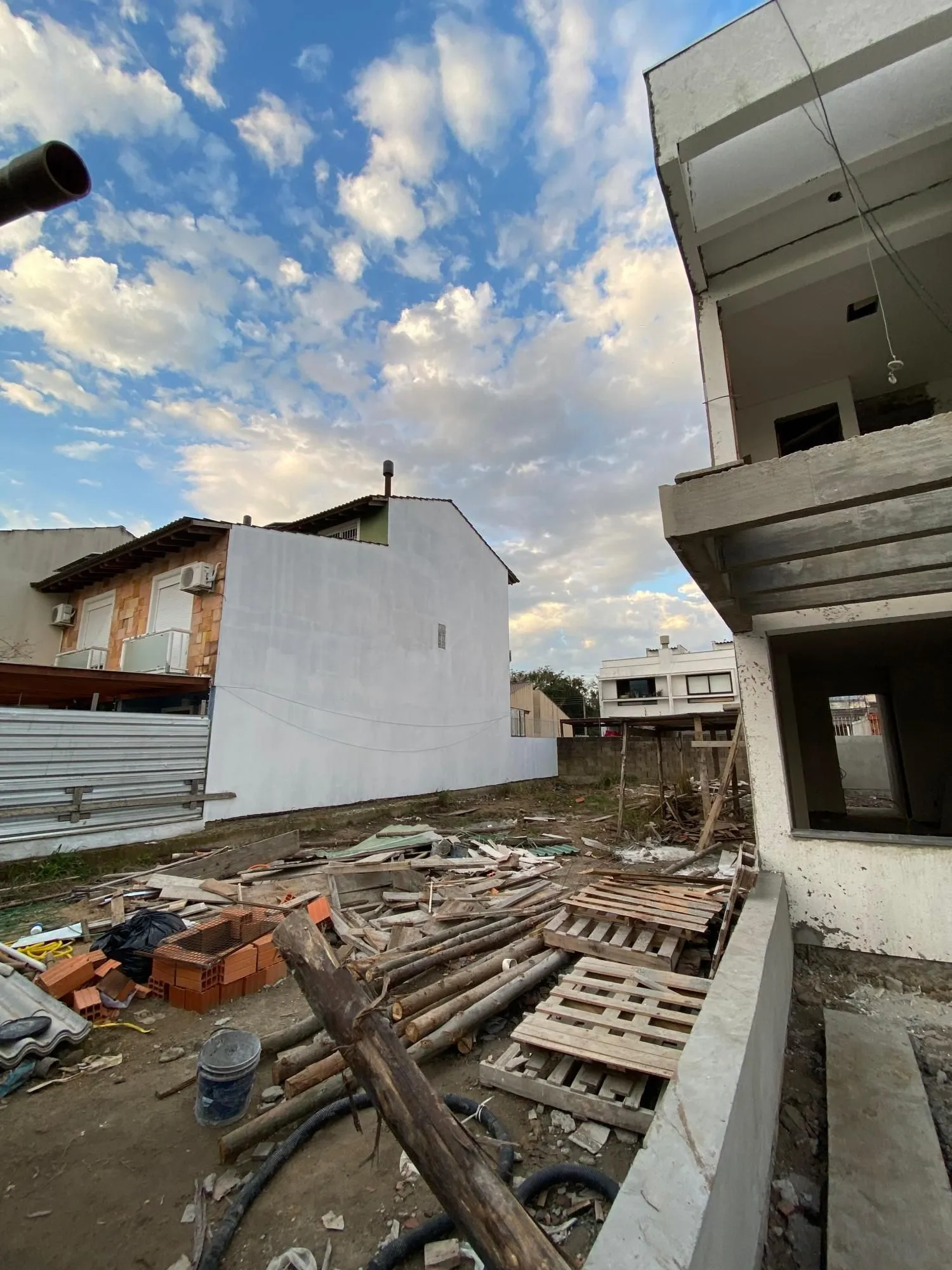 Imagem SOBRADO HÍPICA - RESIDENCIAL MAVI