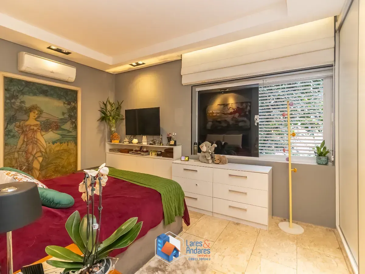 Imagem Casa de vila para venda em Vila Nova Conceição com 3 quartos, sendo 3 suítes, 200m²
