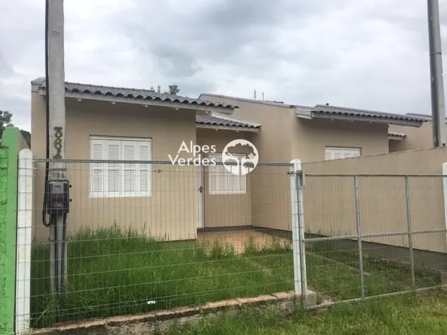 Imagem Vende-se Casa geminada localizada no bairro Sander - Três Coroas/RS 59,90m2