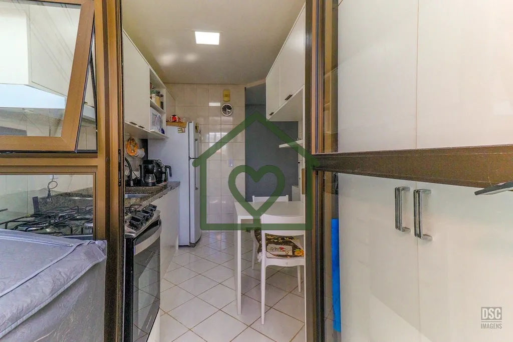 Imagem EXCELENTE OPORTUNIDADE A POUCOS METROS DA AVENIDA JOÃO WALLIG. 
 
Apartamento com 2 dormitórios, s...