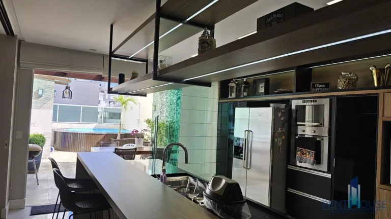 Imagem Apartamento com Terraço para Venda em Balneário Camboriú, CENTRO, 3 dormitórios, 1 suíte, 2 banheiros, 3 vagas