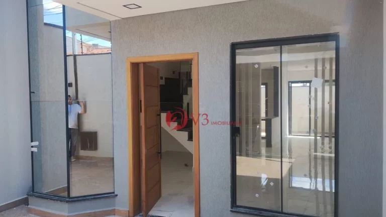 Imagem Sobrados à venda com 3 dormitórios e suite próximo ao Metrô Patriarca e Guilhermina Esperança