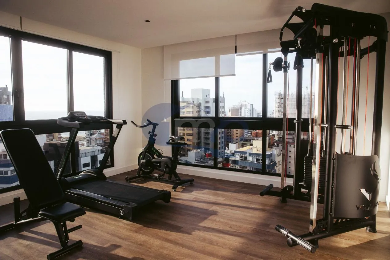Imagem Apartamento a venda com 2 suites no centro de Torres/RS