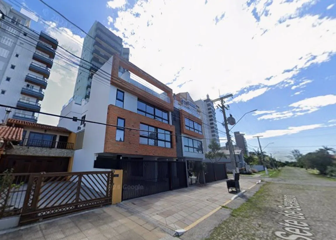 Imagem Apartamento à venda em Torres, Predial, com 3 quartos, 236m2