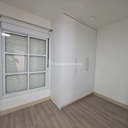 Imagem Localizada em um ambiente tranquilo, com apenas 59 residências, esta aconchegante e charmosa casa e...