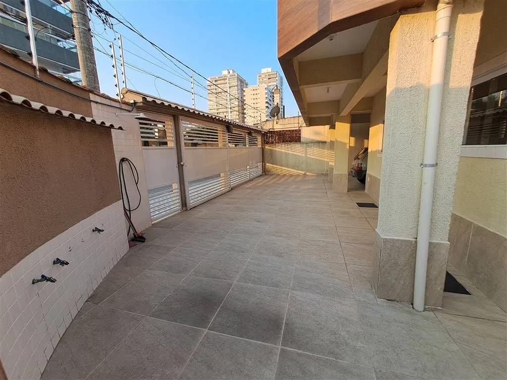 Foto do imóvel Casa à Venda em Vila Guilhermina, Praia Grande - SP em Guilhermina, Praia Grande - SP