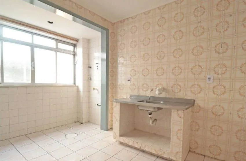 Imagem Apto 02 dorm e 01 vaga, sala, coz, dep emp, frente, 77 m2, Bairro Passo da Areia