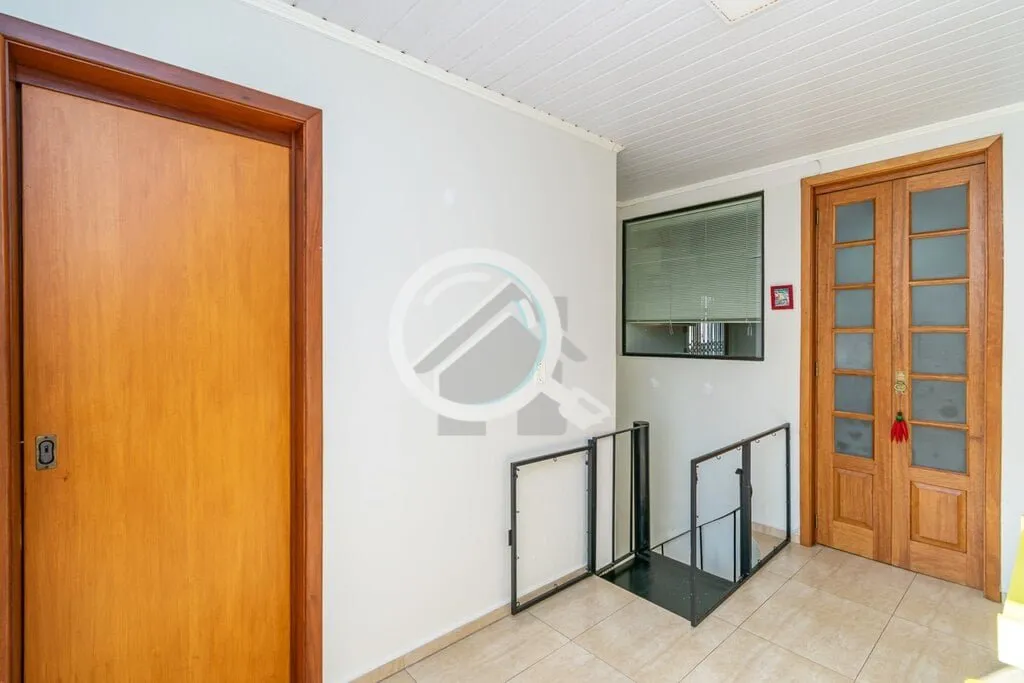 Imagem Cobertura Duplex localizada a 350m da Praça da Encol, no primeiro pavimento possui sala de estar co...
