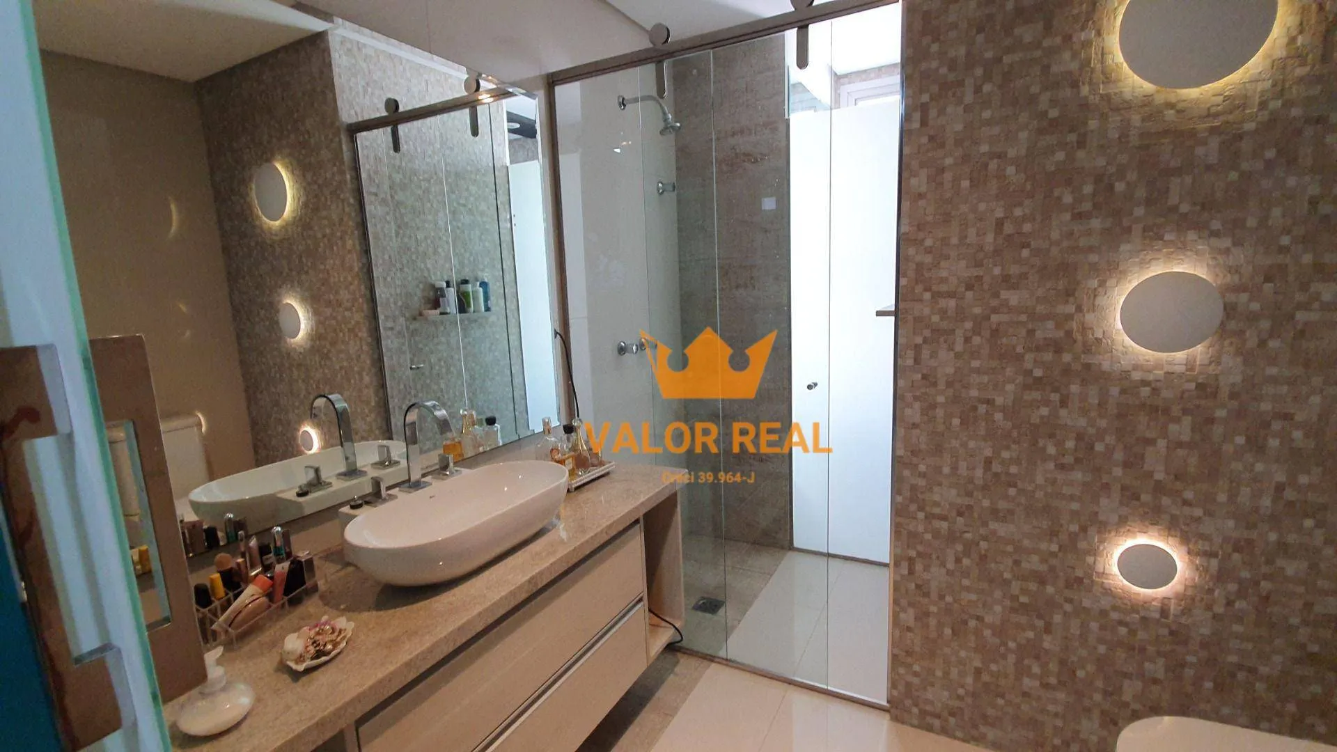 Imagem Apartamento 271 m2, 3 Dorm, 1 Suite, R$ 1.270 mil. Oportunidade. 14o. andar, vista panorâmica. Aceita Financto.