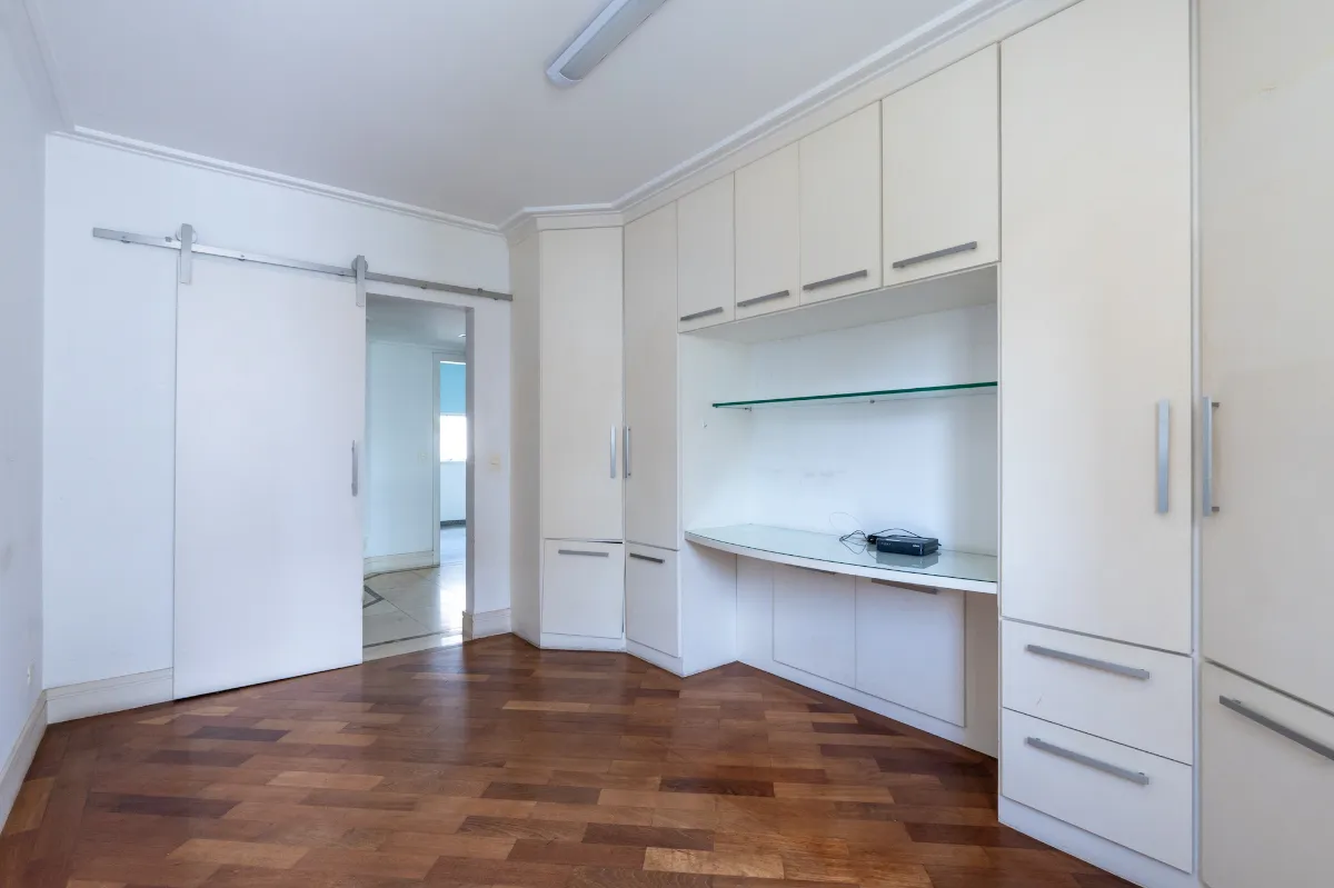 Imagem Apartamento para venda em Vila Suzana com 4 quartos, sendo 3 suítes, 199m2